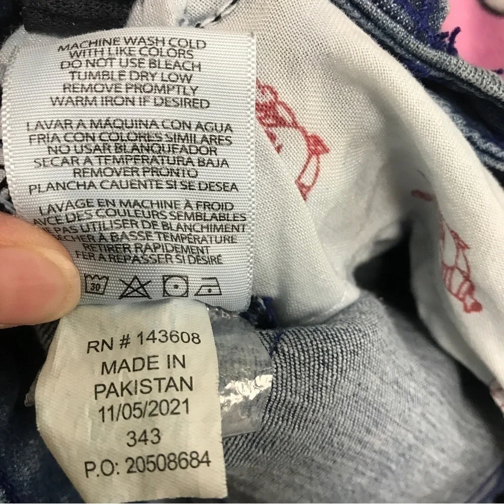 True Religion kids light wash blue distressed denim jeans size 10